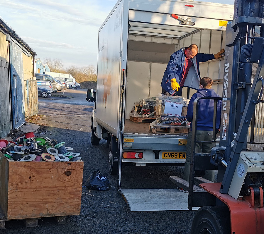 Castlet donate assorted cables and equipment to HETA